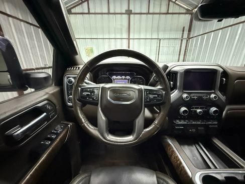 Used 2020 GMC Sierra 2500 Denali w/ Denali Ultimate Package image 21