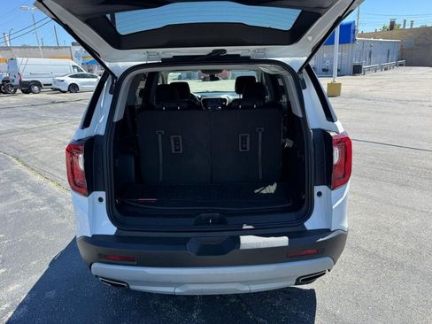 Used 2022 GMC Acadia SLE FWD image 7