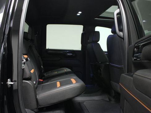 Used 2026 GMC Sierra 2500 AT4 w/ AT4 Premium Plus Package AWD/4WD image 15