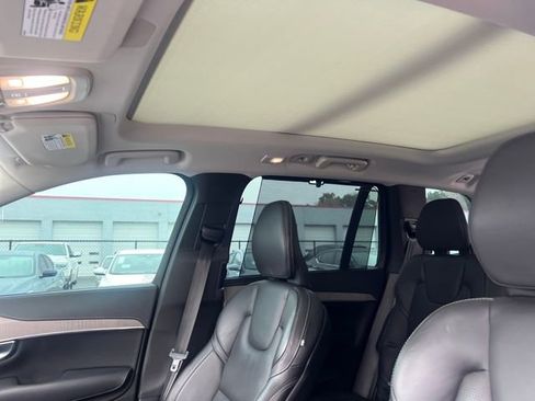 Used 2023 Volvo XC90 B6 Ultimate w/ Protection Package image 11