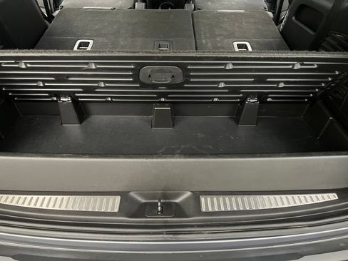 Used 2018 GMC Yukon Denali w/ Open Road Package AWD/4WD image 45