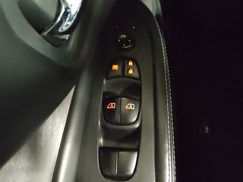 Used 2023 Nissan Murano S image 27