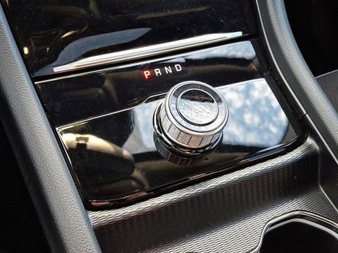 Certified 2024 Jeep Grand Cherokee Altitude image 18