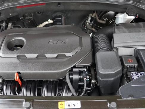 Used 2017 Hyundai Santa Fe Sport FWD image 16