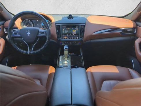 Used 2021 Maserati Levante AWD/4WD image 21