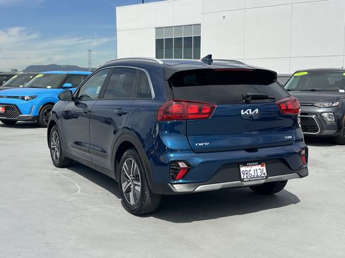 Certified 2022 Kia Niro LXS w/ Digital Cluster Package image 4