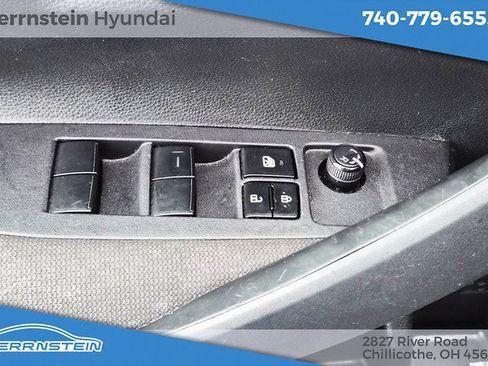 Used 2024 Toyota Corolla LE image 17