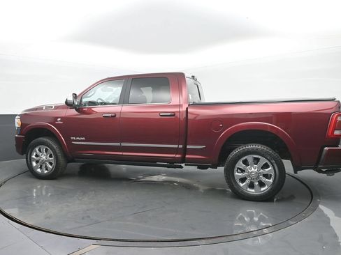 Used 2022 RAM 2500 Limited w/ Towing Technology Group AWD/4WD image 3