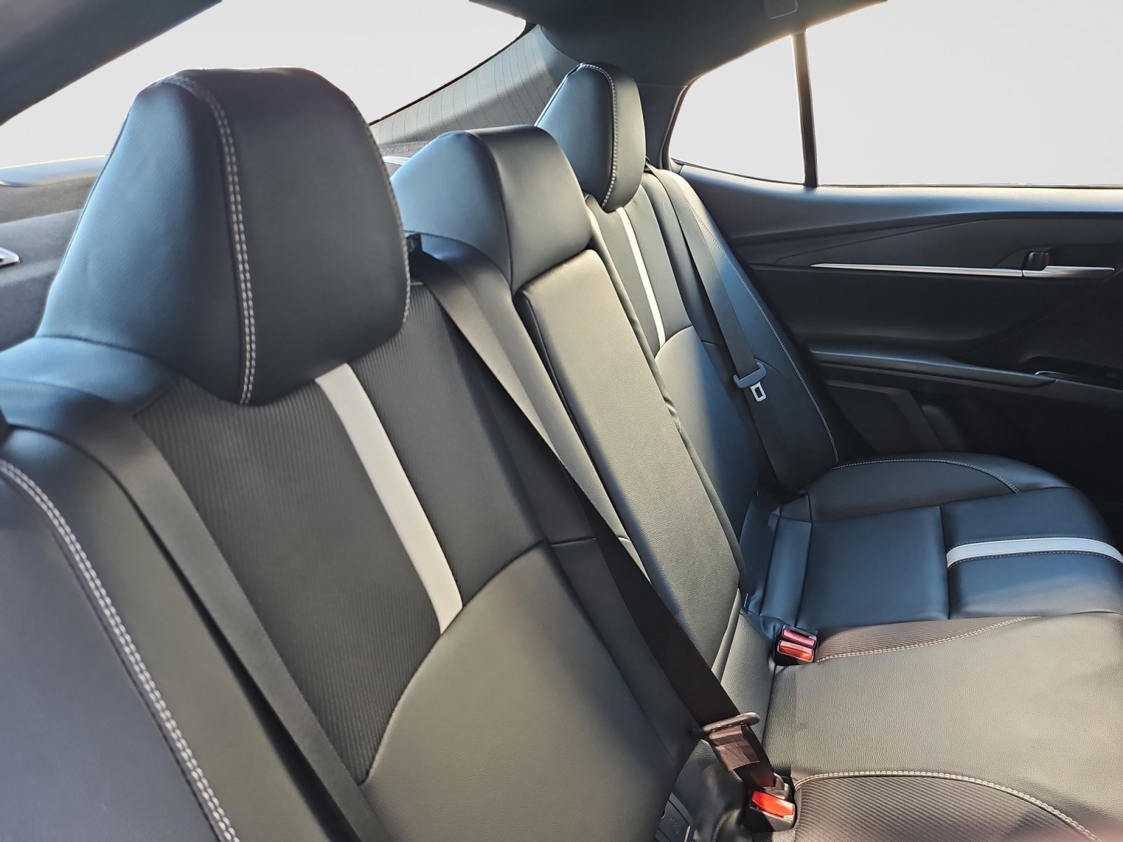 Used 2025 Toyota Camry SE FWD image 44