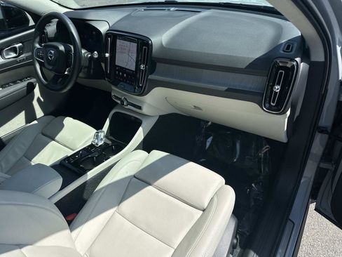Certified 2026 Volvo XC40 B5 Plus w/ Protection Package Premier AWD/4WD image 26