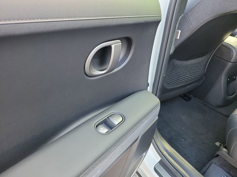 New 2026 Hyundai Ioniq 5 Limited image 13