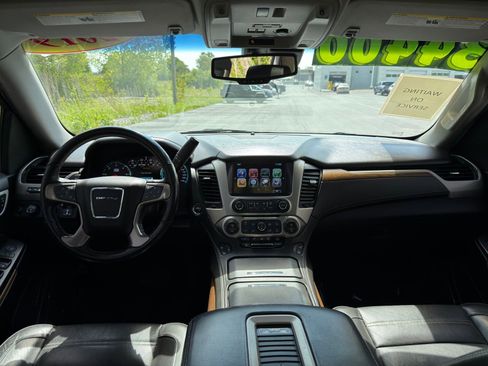 Used 2019 GMC Yukon Denali w/ Denali Ultimate Package AWD/4WD image 30