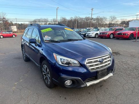 Used 2015 Subaru Outback 2.5i Limited image 1