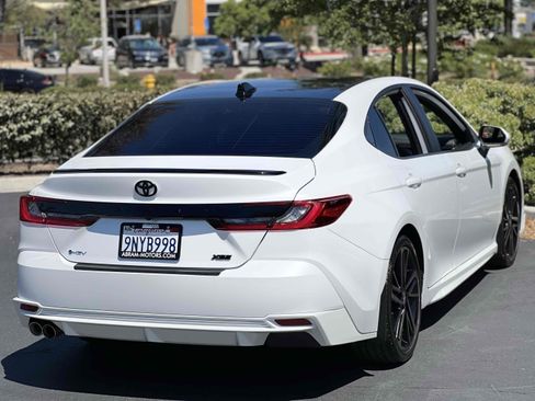 Used 2025 Toyota Camry XSE FWD image 13