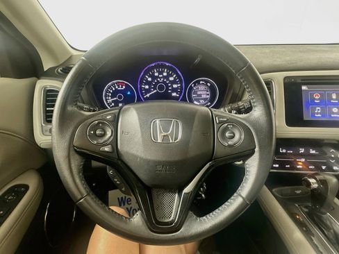 Used 2017 Honda HR-V EX-L image 11