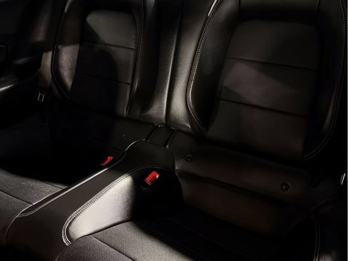 Used 2019 Ford Mustang GT Premium RWD image 18