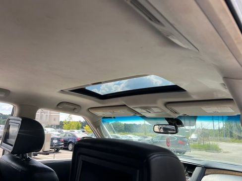 Used 2011 INFINITI QX56 4WD w/ Theater Pkg image 35