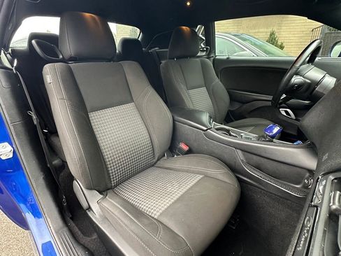 Used 2021 Dodge Challenger SXT w/ Blacktop Package image 25