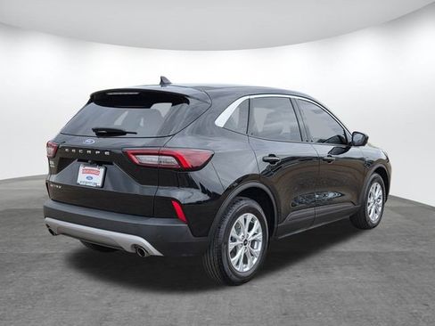 Used 2023 Ford Escape Active w/ Tech Pack #2 image 4