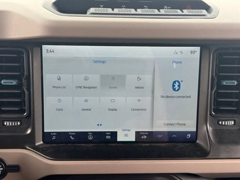 Used 2023 Ford Bronco Wildtrak AWD/4WD image 25
