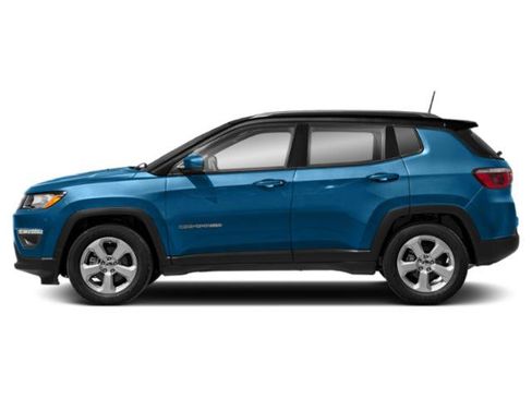 Certified 2019 Jeep Compass Latitude w/ Cold Weather Group AWD/4WD image 2