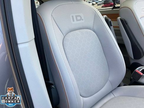 Used 2025 Volkswagen ID. Buzz 1st Edition AWD/4WD image 71