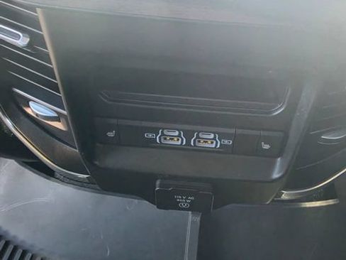 Used 2025 RAM 1500 Laramie w/ Sport Appearance Package AWD/4WD image 11
