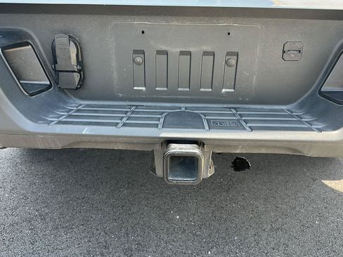 Used 2025 Ford Ranger XLT w/ Equipment Group 301A High AWD/4WD image 15