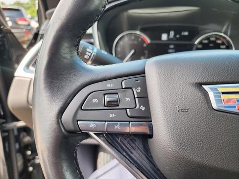 Used 2024 Cadillac XT6 Premium Luxury image 13