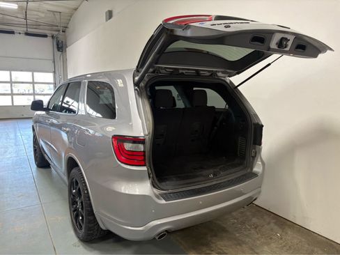 Used 2020 Dodge Durango SXT AWD/4WD image 4
