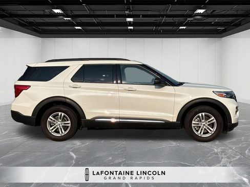 Used 2023 Ford Explorer XLT w/ Equipment Group 202A AWD/4WD image 6