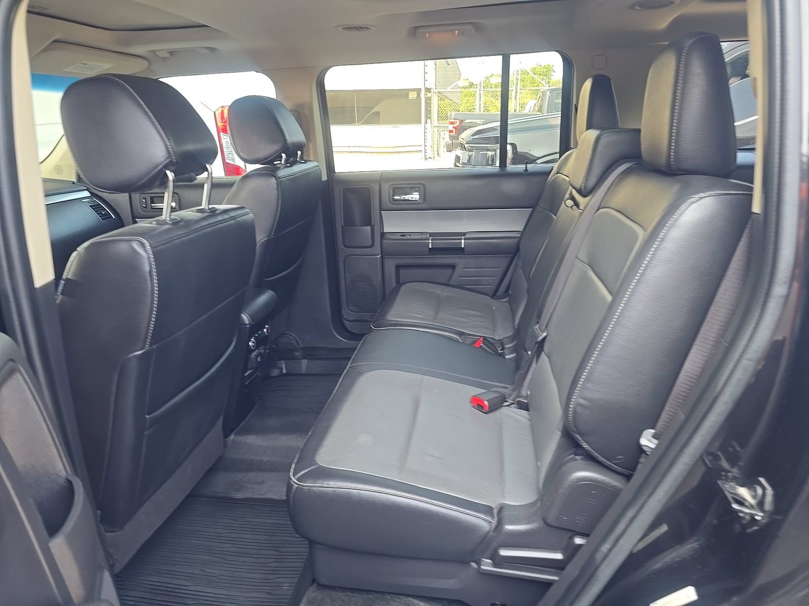 Used 2015 Ford Flex Limited w/ Equipment Group 301A AWD/4WD image 11