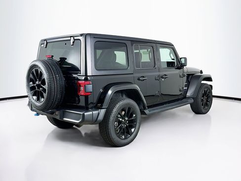 Used 2023 Jeep Wrangler Sahara w/ Cold Weather Group image 9