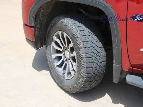 Used 2023 GMC Sierra 1500 AT4 w/ AT4 Premium Package AWD/4WD image 9