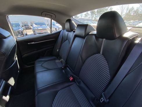 Used 2021 Toyota Camry SE image 29