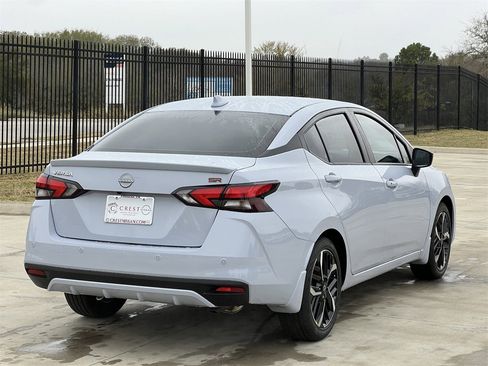 New 2025 Nissan Versa SR w/ Trunk Package image 4