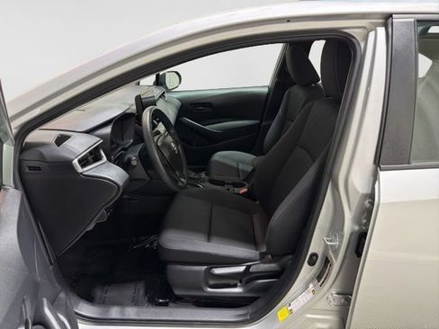Used 2024 Toyota Corolla LE FWD image 13