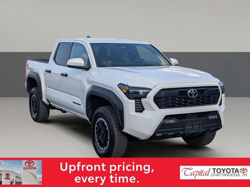 Used 2024 Toyota Tacoma TRD Off-Road AWD/4WD image 2