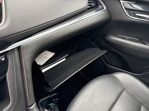 Certified 2022 Cadillac XT5 Premium Luxury image 23