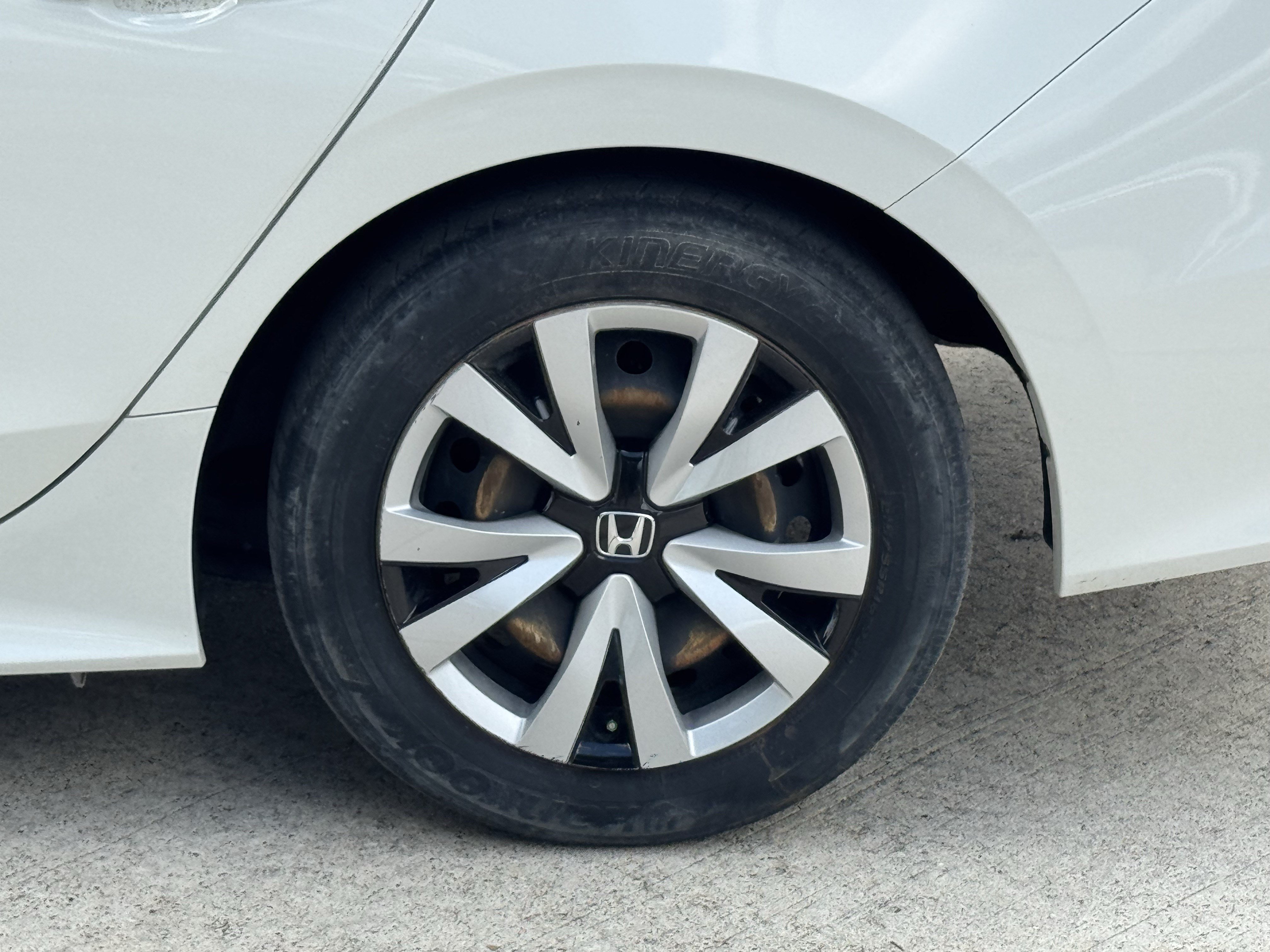 Used 2024 Honda Civic LX image 8