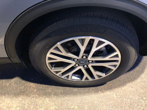 Used 2022 Ford Escape SEL image 25