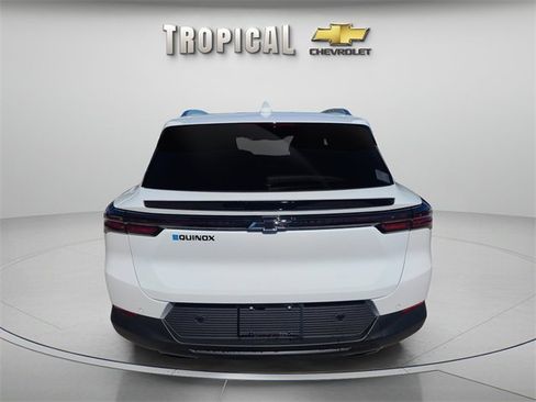 New 2026 Chevrolet Equinox EV LT image 4