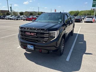 Used 2023 GMC Sierra 1500 AT4 w/ AT4 Premium Package AWD/4WD video 1