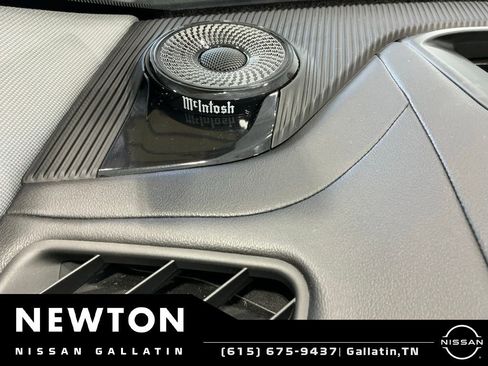 Used 2022 Jeep Grand Cherokee L Overland w/ Advanced Protech Group III AWD/4WD image 15