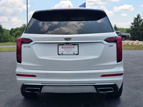 Used 2023 Cadillac XT6 Premium Luxury FWD image 7