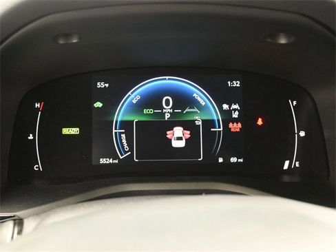 Used 2025 Toyota Camry LE w/ Convenience Package image 20