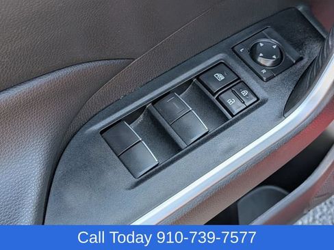 Used 2021 Toyota RAV4 XLE Premium FWD image 14