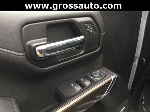 Used 2020 Chevrolet Silverado 1500 LT Trail Boss image 9