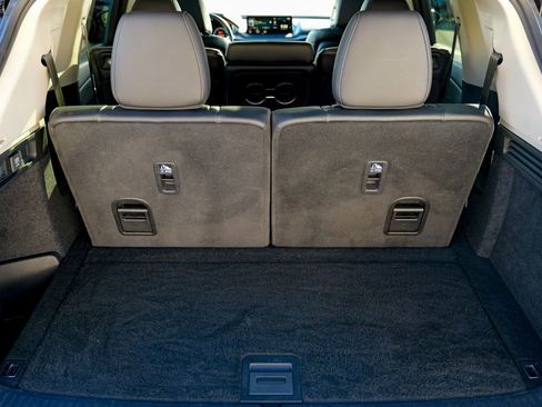 Used 2023 Acura MDX SH-AWD image 65