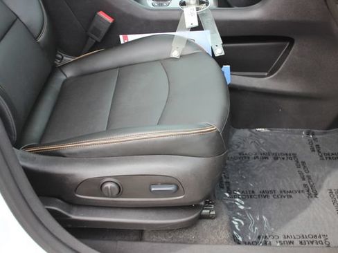 Used 2024 GMC Terrain AT4 w/ Infotainment Package II AWD/4WD image 34